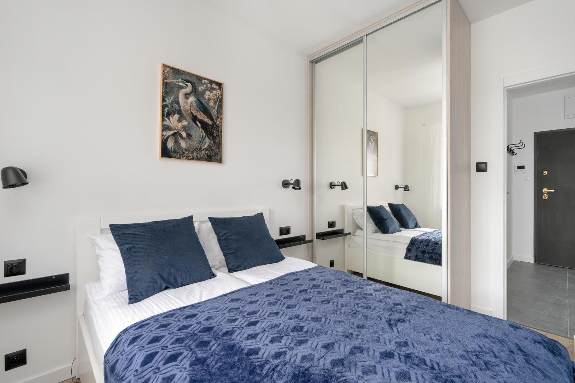 City Center Apartments With Gym & Free Garage Poznan By Noclegi Renters Extérieur photo