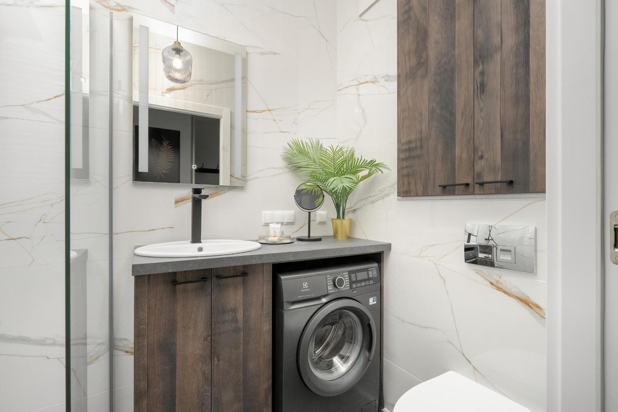 City Center Apartments With Gym & Free Garage Poznan By Noclegi Renters Extérieur photo