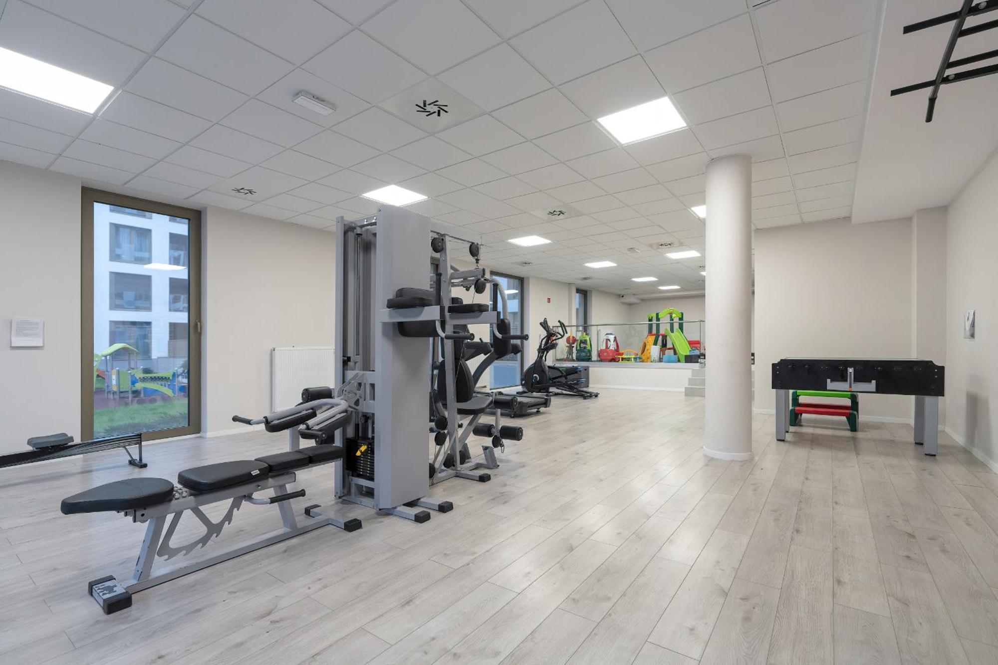 City Center Apartments With Gym & Free Garage Poznan By Noclegi Renters Extérieur photo