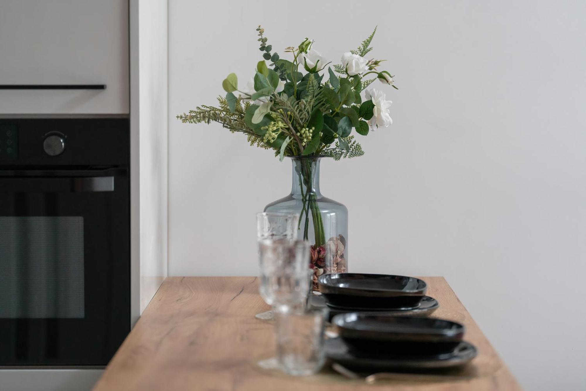 City Center Apartments With Gym & Free Garage Poznan By Noclegi Renters Extérieur photo