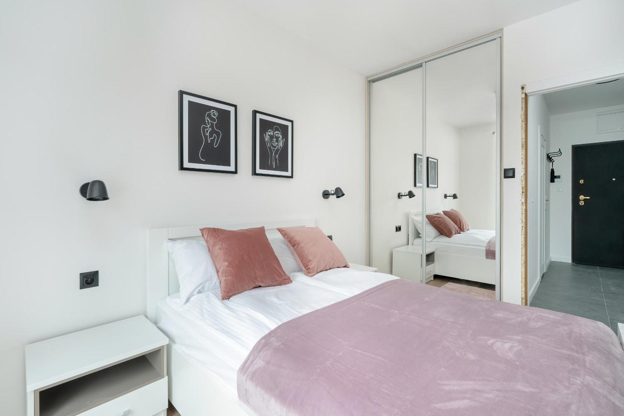 City Center Apartments With Gym & Free Garage Poznan By Noclegi Renters Extérieur photo