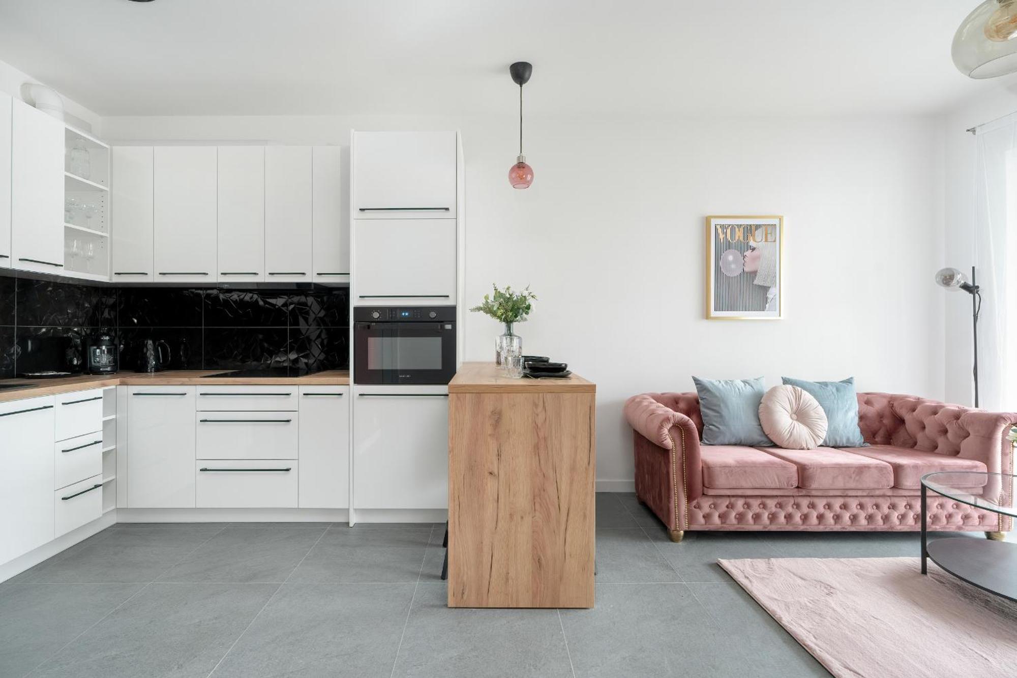 City Center Apartments With Gym & Free Garage Poznan By Noclegi Renters Extérieur photo